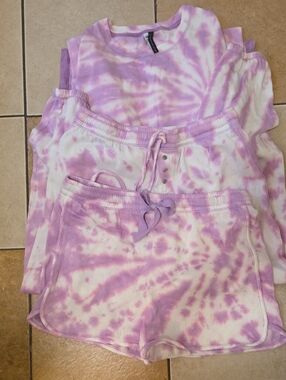 Women's Lilac Tie-Dye Pajama Set - Cozy Sleep Short & Top